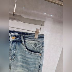 Новая весенняя коллекция Fendi 2026 уж