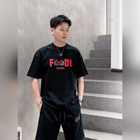 Fendi： эксклюзивный комплект из рубашк