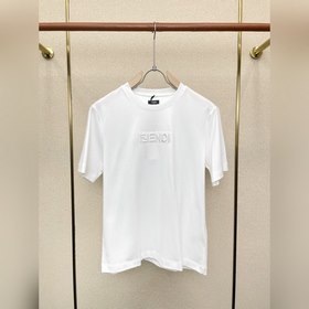 FENDI： новая коллекция, ради которой с