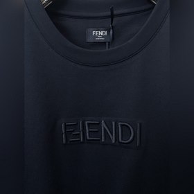 FENDI： новая коллекция, ради которой с