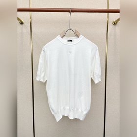FENDI： Новая коллекция мужских трикота