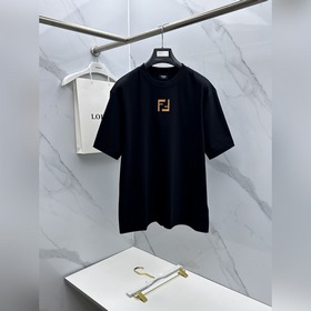 Fendi： новая коллекция — эксклюзивная 