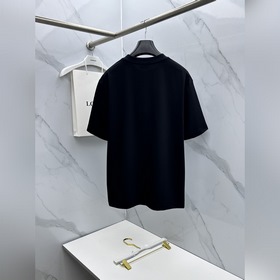 Fendi： новая коллекция — эксклюзивная 
