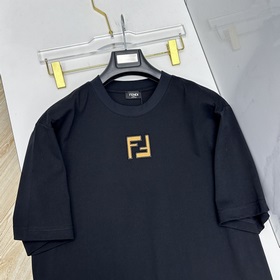 Fendi： новая коллекция — эксклюзивная 