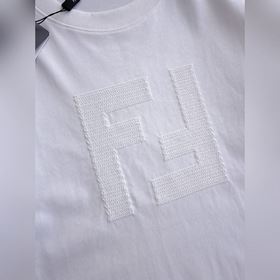 Новинка весна-лето 2026 от Fendi： экск