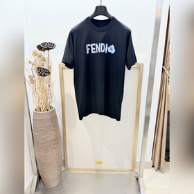 Размеры： S, M, L, XL. Доступны в черно