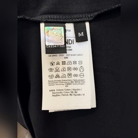 Размеры： S, M, L, XL. Доступны в черно