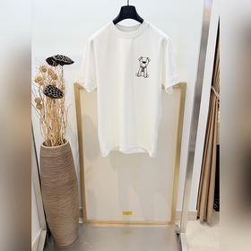 Размеры： S, M, L, XL. Доступны в черно