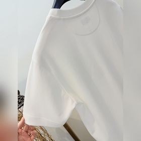 Размеры： S, M, L, XL. Доступны в черно