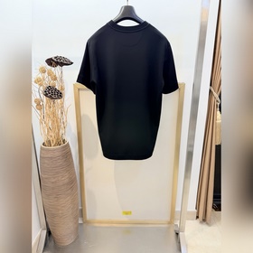 Размеры： S, M, L, XL. Доступны в черно