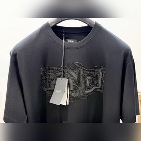 Размеры： S, M, L, XL. Цвета： черный и 