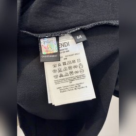 Размеры： S, M, L, XL. Цвета： черный и 