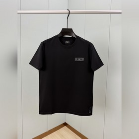 Fendi. Фенди. Весенне-летняя футболка