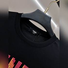 Fendi： новая весенняя коллекция — футб