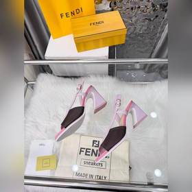 Новая модель Fendi, размер 35–40 (41, 
