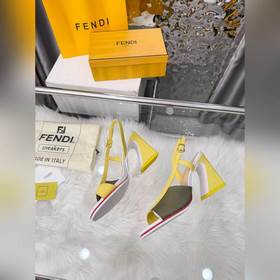 Новая модель Fendi, размер 35–40 (41, 