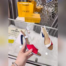 Новая модель Fendi, размер 35–40 (41, 