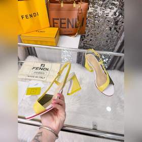 Новая модель Fendi, размер 35–40 (41,