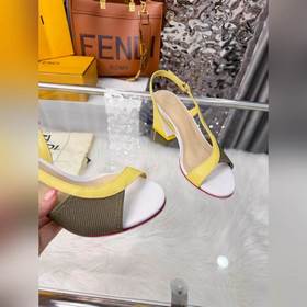 Новая модель Fendi, размер 35–40 (41, 