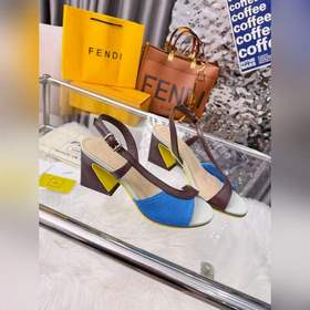 Новая модель Fendi, размер 35–40 (41, 