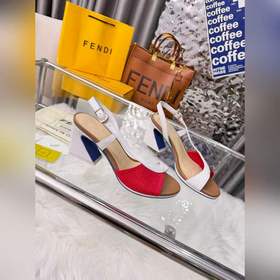 Новая модель Fendi, размер 35–40 (41, 