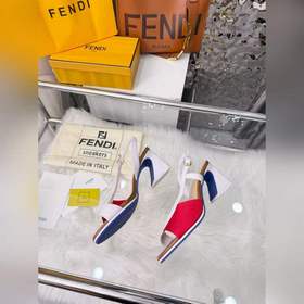 Новая модель Fendi, размер 35–40 (41, 