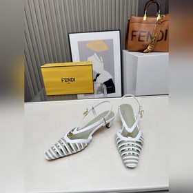 Новая коллекция Fendi уже в продаже. М
