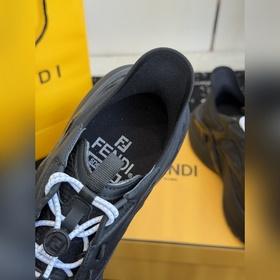 Модель для частных заказов  Fendi 26