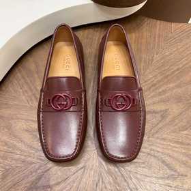 Классические лоферы GUCCI с застежкой 