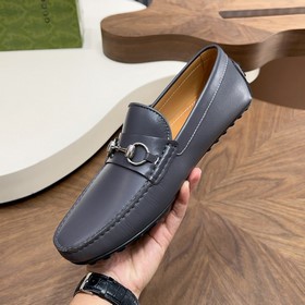 Классические лоферы GUCCI с застежкой