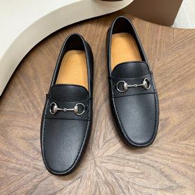 Классические лоферы GUCCI с застежкой 