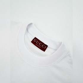 Короткорукавная футболка Gucci из тонк