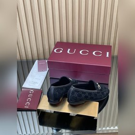 Новинка коллекции Gucci Jordaan «Ранне