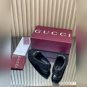 Новинка коллекции Gucci Jordaan «Ранне