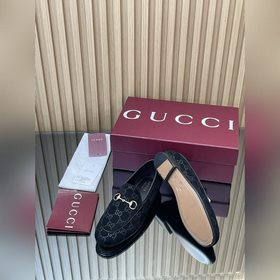 Новинка коллекции Gucci Jordaan «Ранне