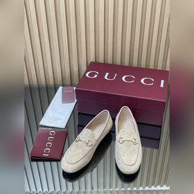 Новинка коллекции Gucci Jordaan «Ранне