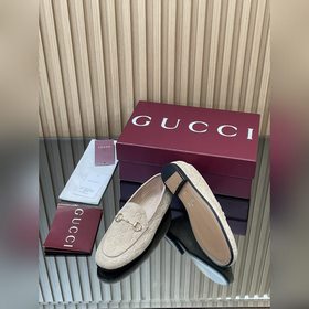 Новинка коллекции Gucci Jordaan «Ранне