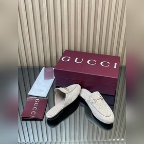 Новинка коллекции Gucci Jordaan «Ранне