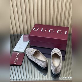 Новинка коллекции Gucci Jordaan «Ранне