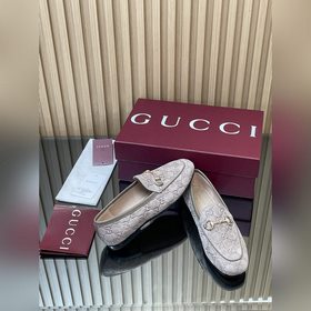 Новинка коллекции Gucci Jordaan «Ранне