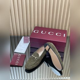 Новинка коллекции Gucci Jordaan «Ранне