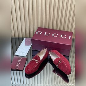 Новинка коллекции Gucci Jordaan «Ранне