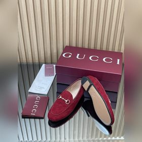 Новинка коллекции Gucci Jordaan «Ранне