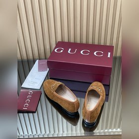 Новинка коллекции Gucci Jordaan «Ранне
