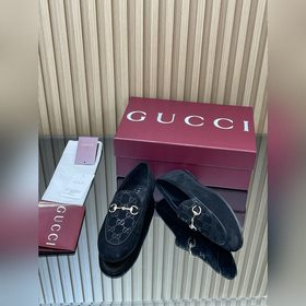 Новинка коллекции Gucci Jordaan «Ранне