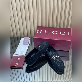 Новинка коллекции Gucci Jordaan «Ранне