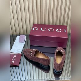Новинка коллекции Gucci Jordaan «Ранне