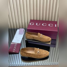 Новинка коллекции Gucci Jordaan «Ранне
