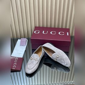 Новинка коллекции Gucci Jordaan «Ранне