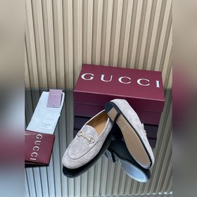 Новинка коллекции Gucci Jordaan «Ранне
